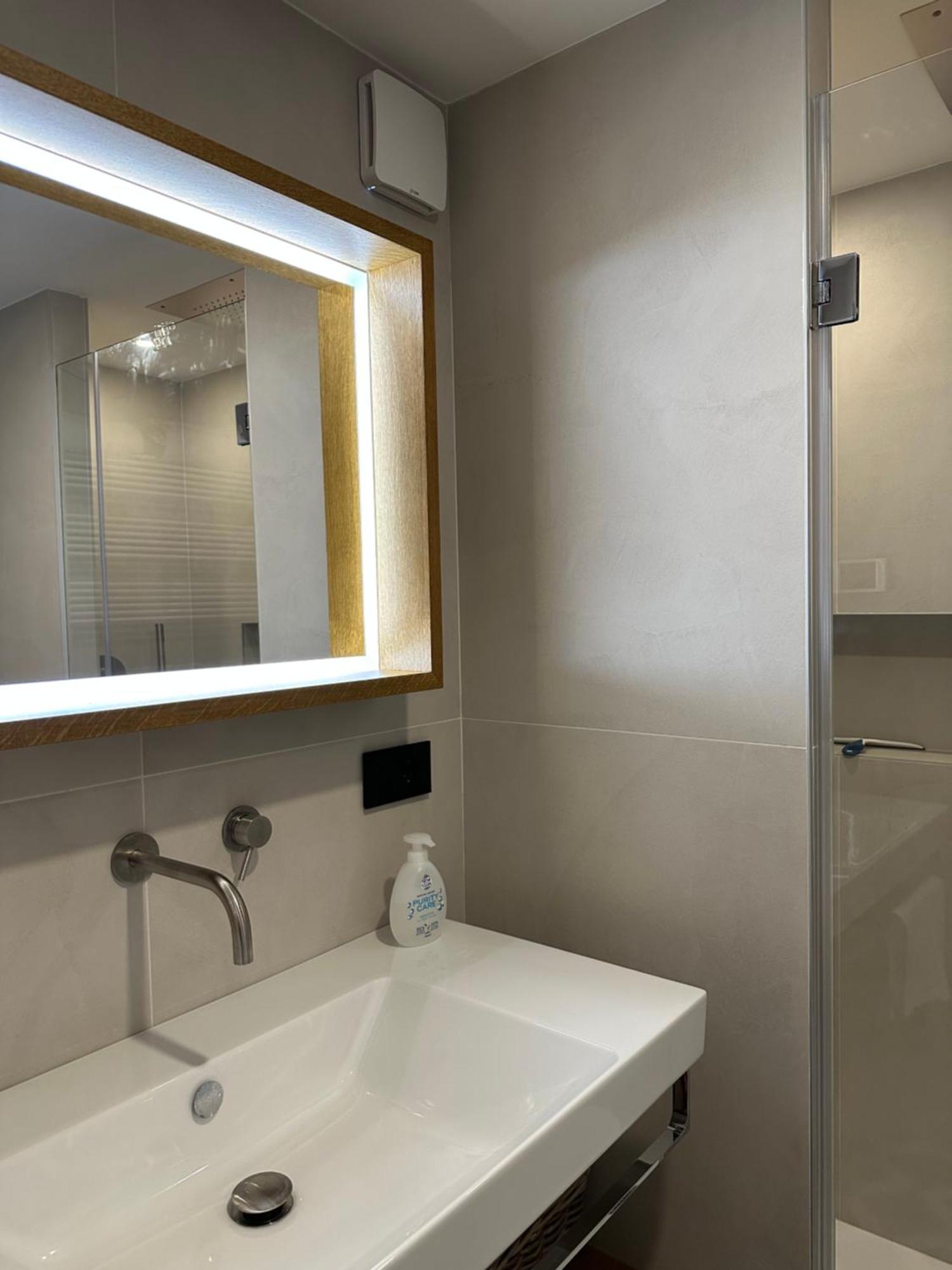 Legacy Of Milan, A Stylish Mini Loft Apartamento Exterior foto